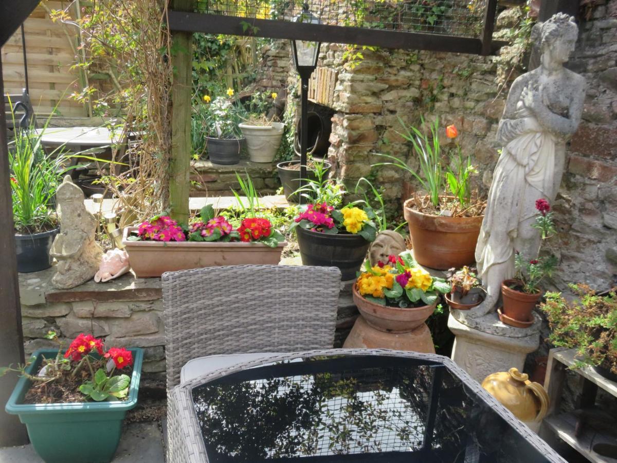 Little Orchard Apartment Pont Yates Екстериор снимка